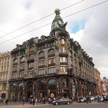 思わず見上げます。