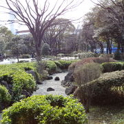 横浜スタジアムのある公園です。