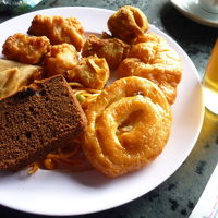 朝食はボリュームタップリのビュッフェ式