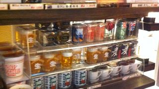 江戸小路にあり色んな雑貨ががあります!!