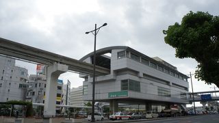 那覇バスターミナルに隣接