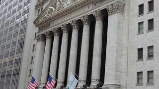 すごく立派な建物です。