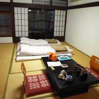 シンプルで清潔感のあるお部屋。