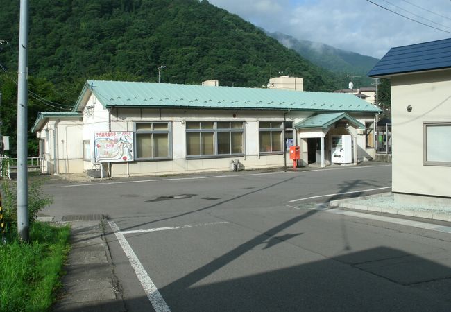 温泉街はにぎやか