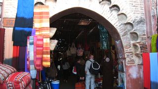 値切って、値切って、値切り倒す。交渉を楽しむ者がスークを制す！