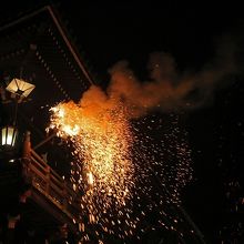 向って右で終わり