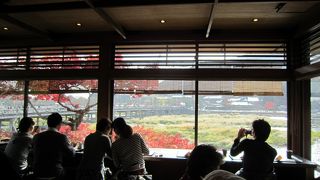 立地の良いお蕎麦屋さん♪