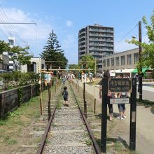 手宮線廃線跡（がらず細工、風鈴などを販売してました）