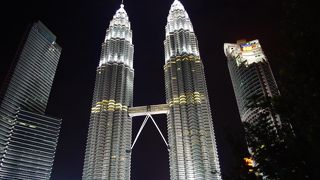 ここはやはり、夜でしょう