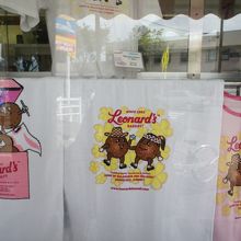 グッズありました。