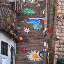 可愛すぎる花階段！