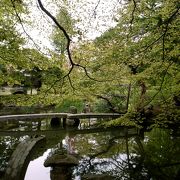 意外に広かった庭園