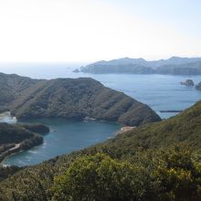 展望台にある見晴台へ上り、首を傾げてみるとハート見えたよ！