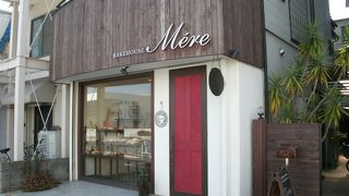 菓子系、惣菜系、ハード系種類豊富なパン屋さん