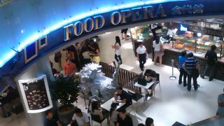 高級フードコート