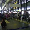 ハノイ～フエ間を利用、ハノイの空港のカウンター激混み