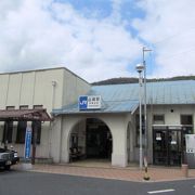 京都競馬場行きのバスも出ています