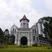 ここはコロニアルでも、、、。