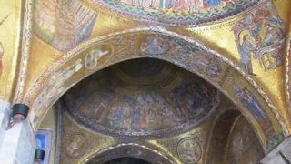 モザイク画が必見