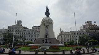 リマ旧市街のもうひとつの中心地！