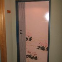 お部屋の入口ドア