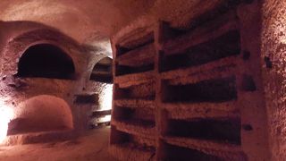 ナポリのカタコンベ