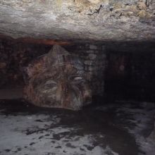 意味不明の石像