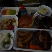 1回目の機内食