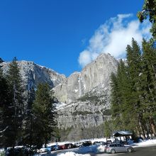 ヨセミテ滝の遠望