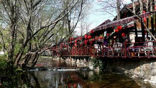 麗江古城から少し離れたところに有る古い街並みの残るエリア