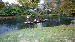 川沿いをまったりと散歩