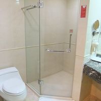 トイレ＋シャワールーム