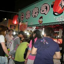 中国人も寿司好き多し