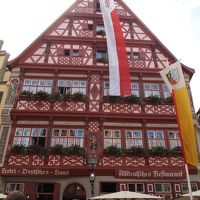 木組みの三角屋根にキュ〜ン☆