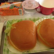 2011/12/30  ＯＺ１１２便（仁川→関空）機内食