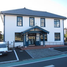 郷愁をそそる擬洋風建築の建物