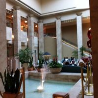 1Fフロント周辺