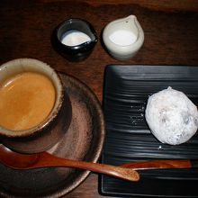 コーヒーと黒豆大福