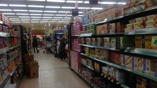 食品もいいですが、文具やオモチャもありますよ♪