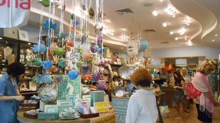 ハワイっぽい雑貨で満載のお店