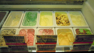 暑い日はブルーシールのアイスに決まり♪