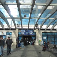 1時間以上かかって外に出た。