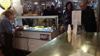 フランスのおいしいものが試食できる見本市