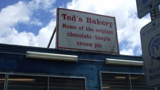 チョコレートハウピアパイが有名らしい。