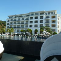 ビーチ側からの外観