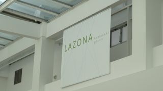 結構大きなモールです。