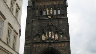 旧市街やプラハ城の景色を見られます。 