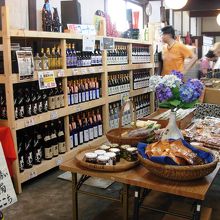 古い町並みに観光酒蔵