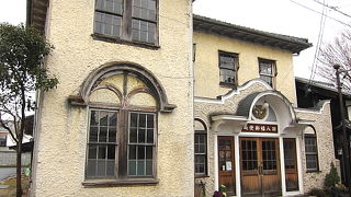 ヴォーリズ建築に触れられる華やかな元郵便局舎