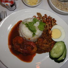 朝食　ナシレマッ